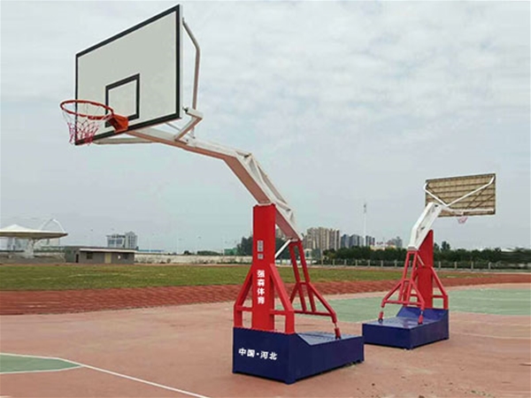 籃球架